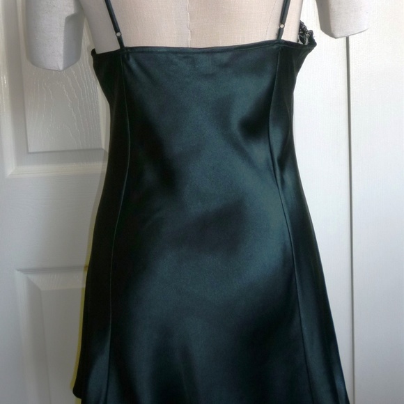 Victoria's Secret Black Slip - Picture 2 of 8